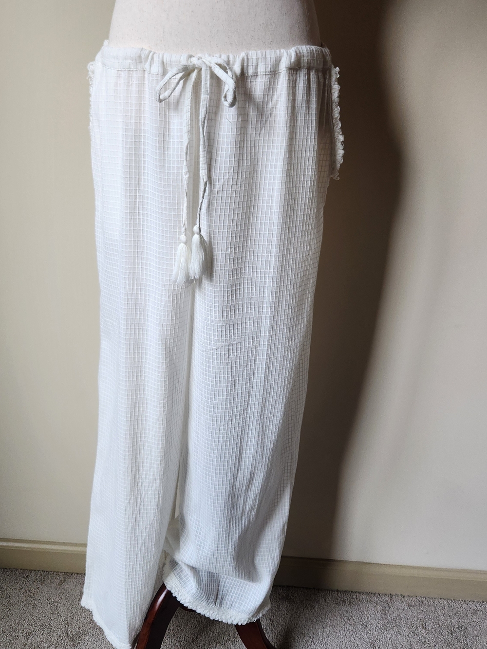 Dotti NWT XL Cream Textured Gauze Wide Leg Swim Cover Up Pants Tassel Beach